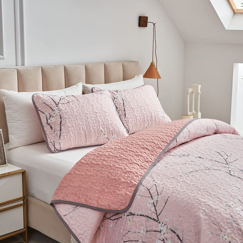 UOZZI BEDDING 3 Pieces Reversible Pink Branch Quilt Set Queen Full Size 88x88 Soft Microfiber Lightweight Coverlet Bedspread Summer Comforter Set Bed Cover for All Season (1 Quilt+ 2 Shams) - Image 5